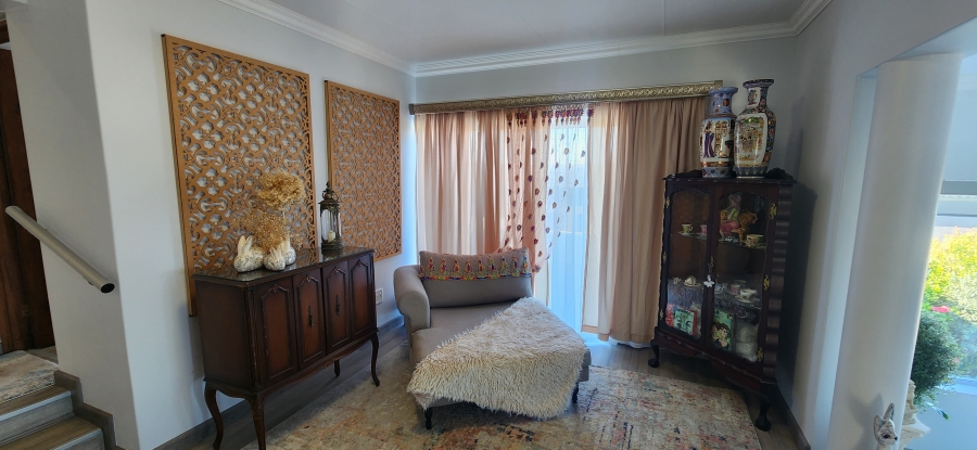 4 Bedroom Property for Sale in Dana Bay Western Cape